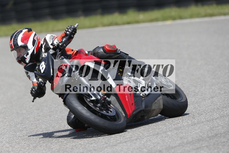 /27 12.06.2025 Ducati Schweiz Trackday Warmup  ADR/gelb-jeaune/8